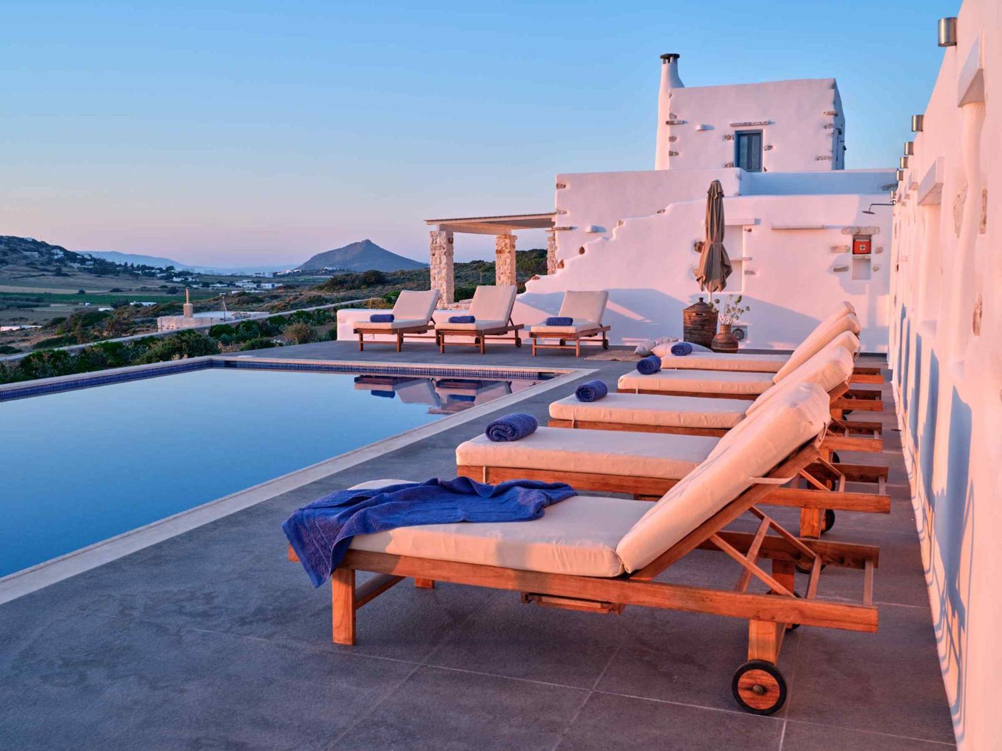 Luxurious Villa Pactia Amazing Pool Isterni  ภายนอก รูปภาพ